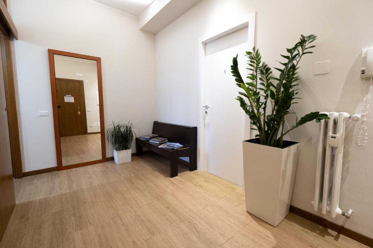 ברגמו Cute & Cozy Rooms Train Station מראה חיצוני תמונה
